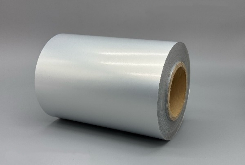 GemmyLabel's matte silver PET label material for inkjet printing - showing smudge-resistant coating and texture